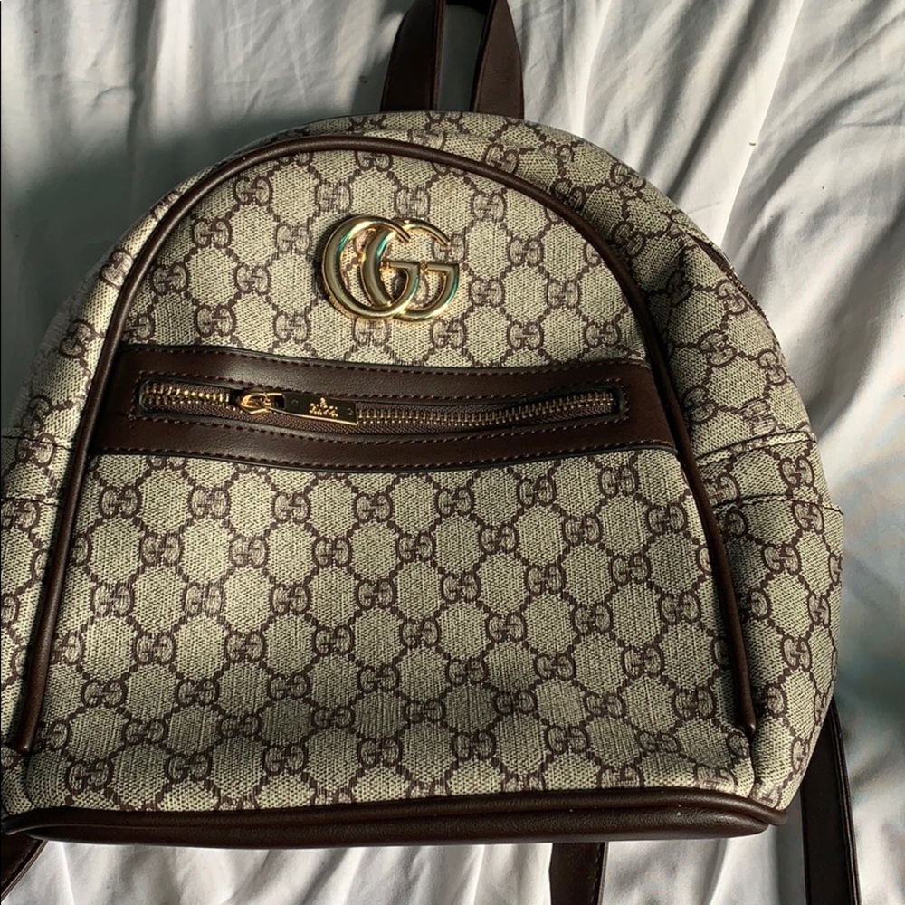 **fake** gucci bag